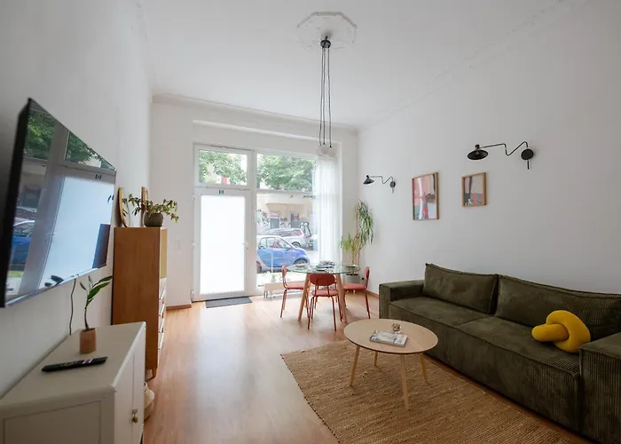 Hip & Beautiful City Apartment
